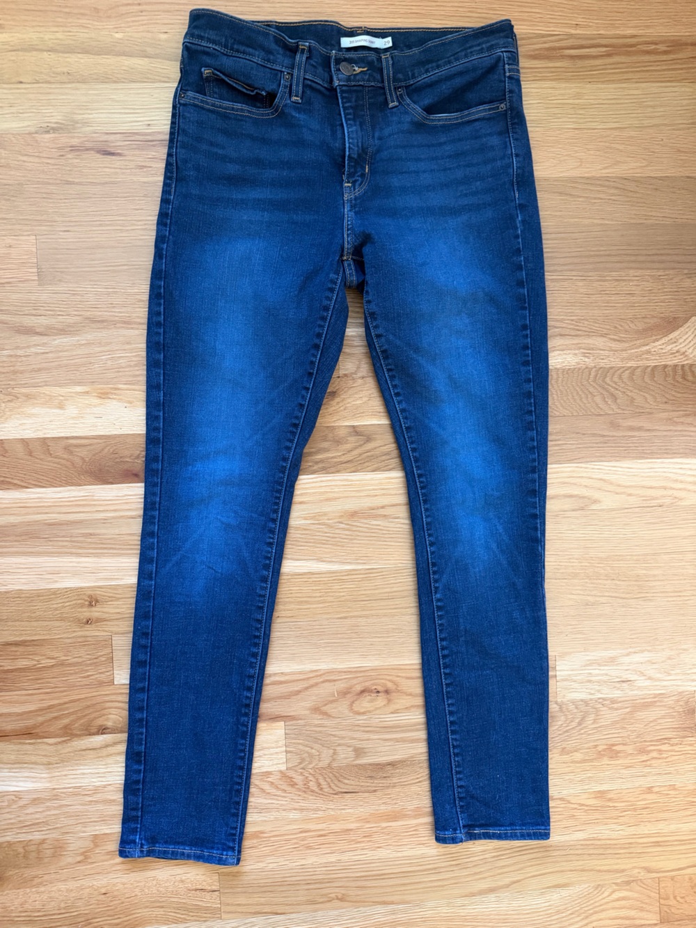 Levi’s 311 Shaping Skinny Jeans Women’s Size 29 Dark Wash